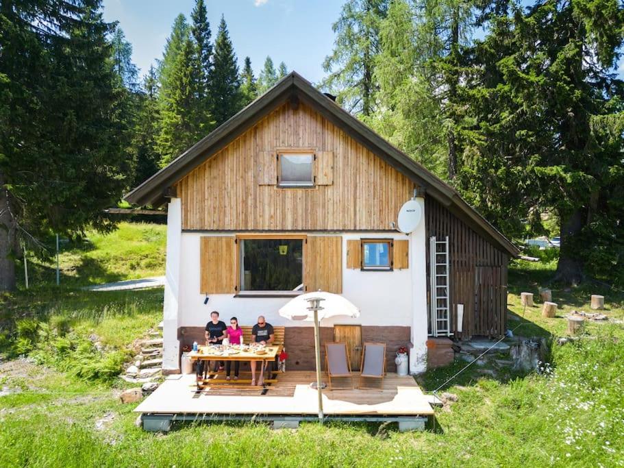 Willa Gemuetliche Huette In Den Bergen Sonnenalpe Nassfeld Zewnętrze zdjęcie